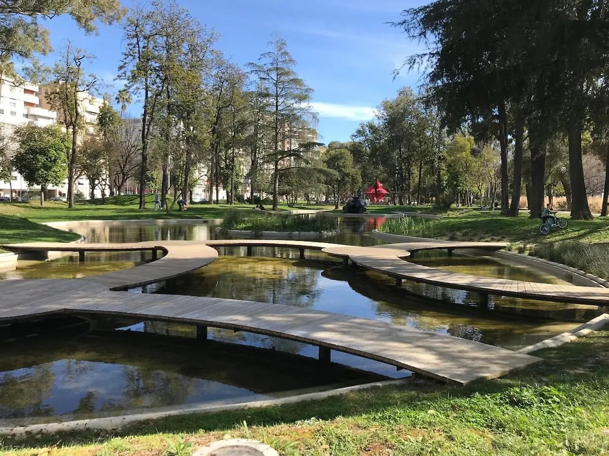 Lisboa Apart. Central E Espacoso - Parque E Metro